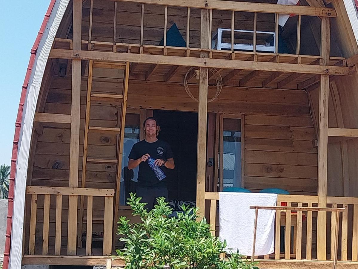 Raturinjani Homestay Selong ภายนอก รูปภาพ