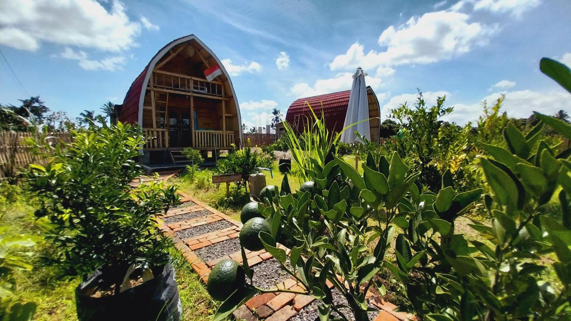 Raturinjani Homestay Selong ภายนอก รูปภาพ