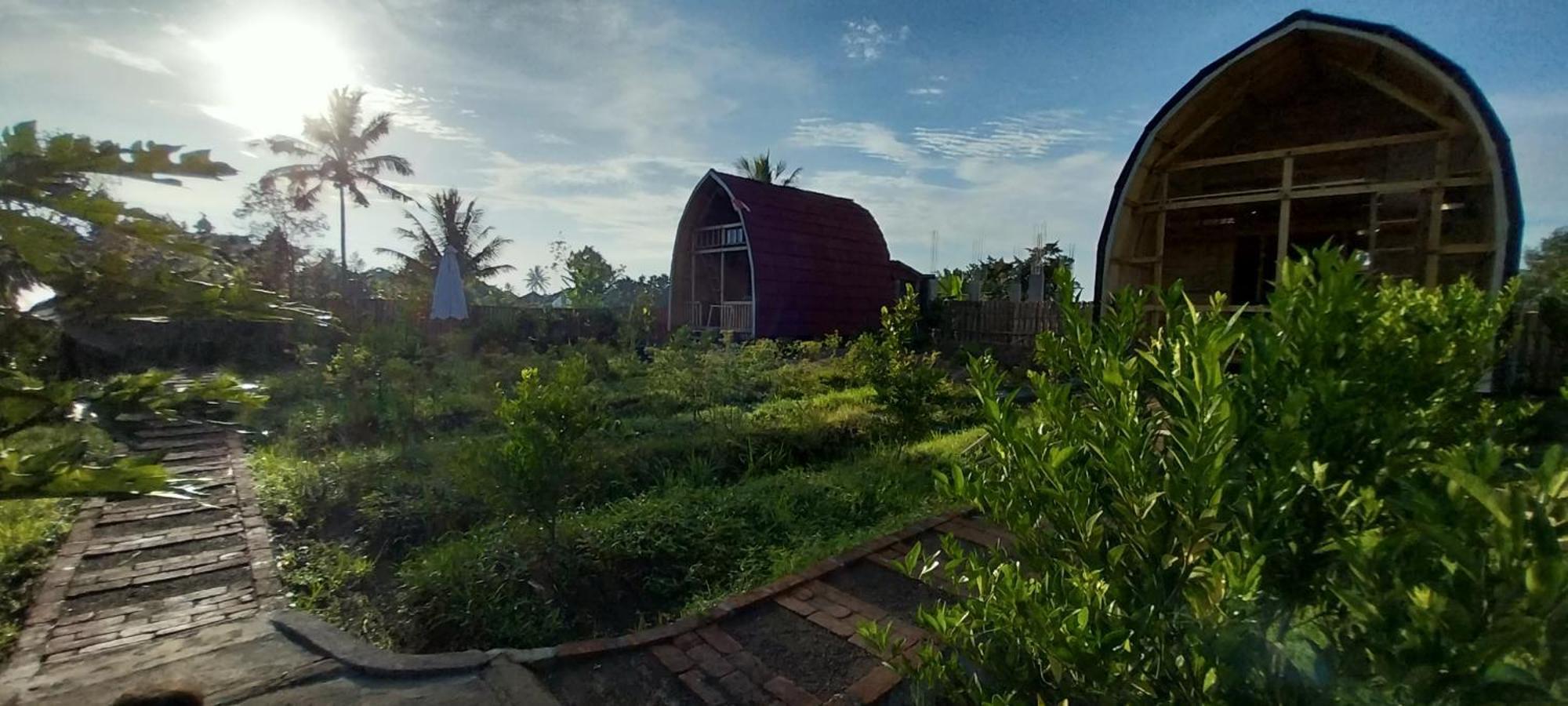 Raturinjani Homestay Selong ภายนอก รูปภาพ