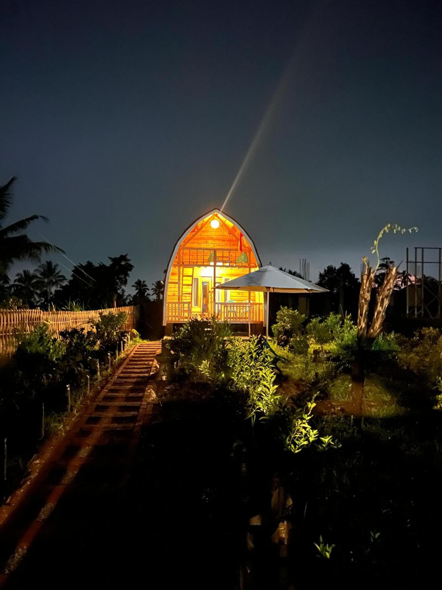 Raturinjani Homestay Selong ภายนอก รูปภาพ