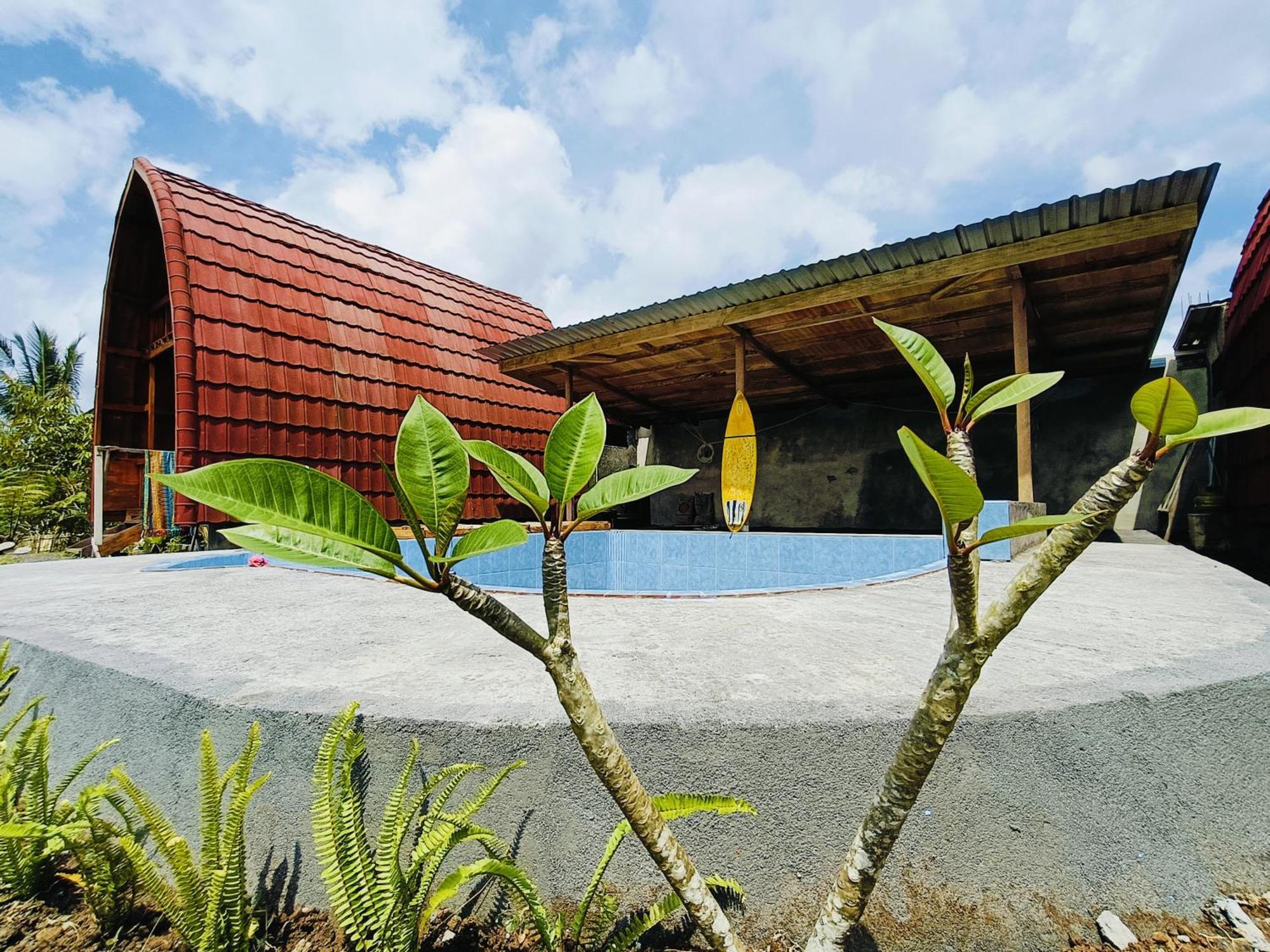Raturinjani Homestay Selong ภายนอก รูปภาพ
